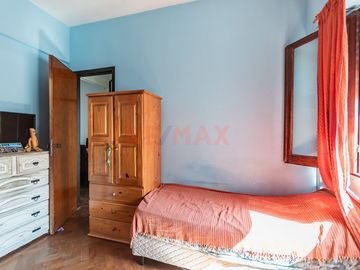 VENTA 2 AMBIENTES EN FLORES