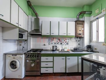 VENTA 2 AMBIENTES EN FLORES