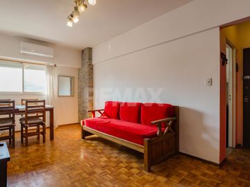 VENTA DEPARTAMENTO 3 AMBIENTES LUMINOSO EN FLORES