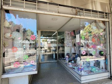 Local a la calle en alquiler en Av. Forest