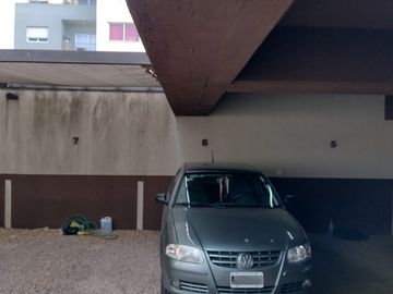 COCHERA EN VENTA EN POLA AL 400 - Liniers