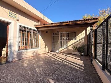 Casa 4 amb Venta Merlo Norte Jardin Parri Quincho