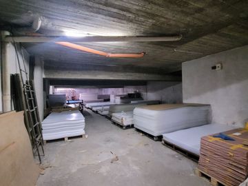 Garage c/8 cocheras cubier.Comercial.San Cristobal