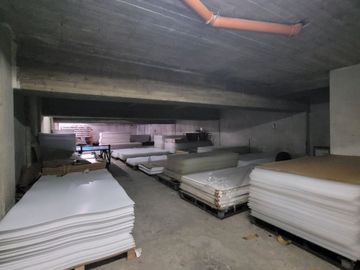 Garage c/8 cocheras cubier.Comercial.San Cristobal