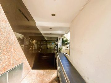 VENTA DPTO 4 AMB COCHERA BALCON LUMINOSO BALVANERA