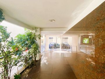 VENTA DPTO 4 AMB COCHERA BALCON LUMINOSO BALVANERA