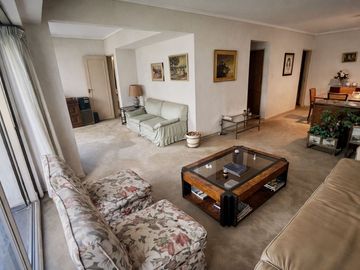 VENTA DEPTO. 4 AMB C/ DEPENDENCIA COCHERA | FLORES