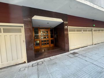VENTA LUMINOSO 3 AMB EN LA MEJOR ZONA DE FLORES