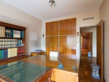 VENTA PISO 4 AMBIENTES Y DEP 179 M2 COCHERA FLORES