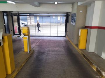 Venta de Cochera Cubierta en Belgrano