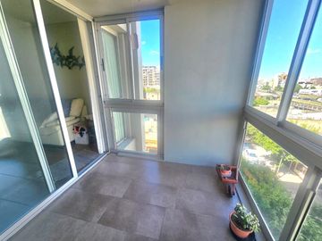 Depto 2 amb en venta con cochera Parque Chacabuco