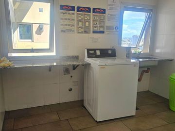 Depto 2 amb en venta con cochera Parque Chacabuco