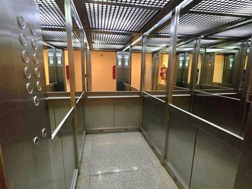 Depto 2 amb en venta con cochera Parque Chacabuco