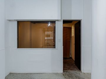 Local Venta Barrio Norte 70 metros CON RENTA