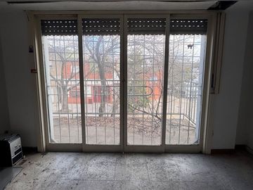 Venta GALPÓN + VIVIENDA | IDEAL PYME O DEPÓSITO |