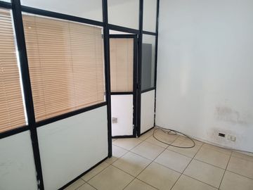 VENTA MONOAMBIENTE CON BALCON RETIRO