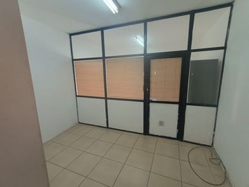 VENTA MONOAMBIENTE CON BALCON RETIRO