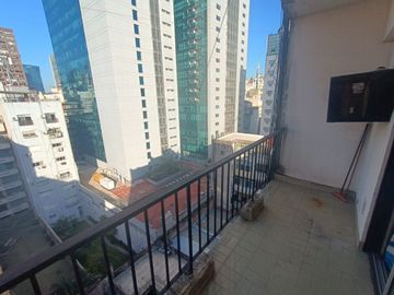 VENTA MONOAMBIENTE CON BALCON RETIRO