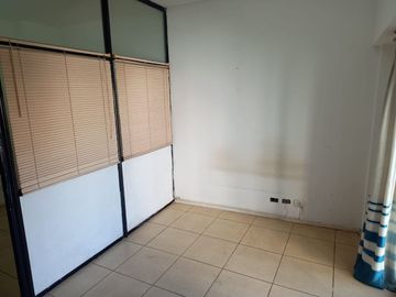 VENTA MONOAMBIENTE CON BALCON RETIRO
