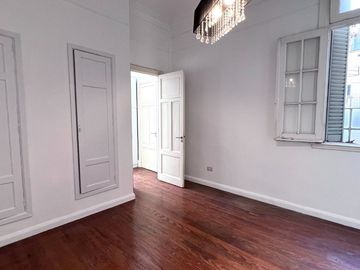 DEPARTAMENTO VENTA ALMAGRO 2 DORM OFFICE CREDITO