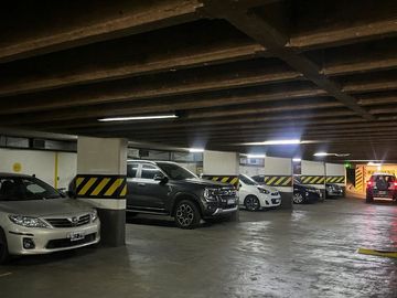 COCHERA PREMIUM BARRIO NORTE
