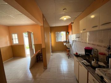 VENTA CASA + DPTO + LOCAL EN PILAR SANTA FE