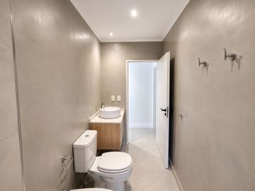 VENTA CASA MAPUCHE PILAR CENTRAL MODERNA PILETA
