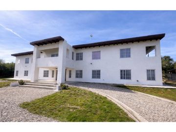 Gran casa en venta en Estación del Carmen