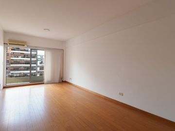 Departamento 3 Ambientes Venta Belgrano Cochera