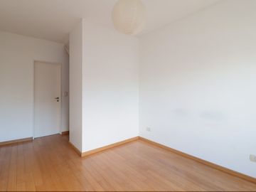 Departamento 3 Ambientes Venta Belgrano Cochera