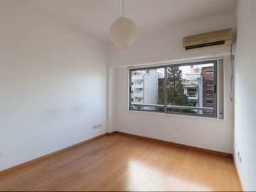 Departamento 3 Ambientes Venta Belgrano Cochera