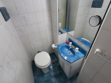 VENTA DEPARTAMENTO 4 AMBIENTES BALCÓN Y COCHERA