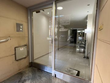 VENTA DEPARTAMENTO 4 AMBIENTES BALCÓN Y COCHERA