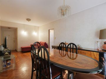 VENTA DEPARTAMENTO 4 AMBIENTES BALCÓN Y COCHERA