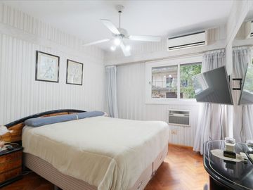 VENTA DEPARTAMENTO 4 AMBIENTES BALCÓN Y COCHERA