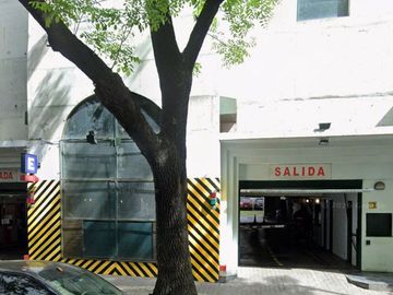 VENTA COCHERA PALERMO CON SEGURIDAD 24 HS.