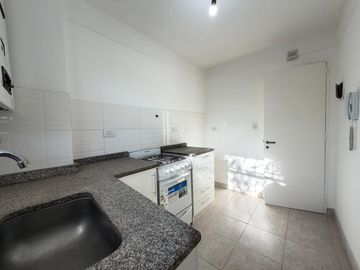 VENTA PALERMO SOHO FRENTE 3 AMBIENTES LUMINOSO