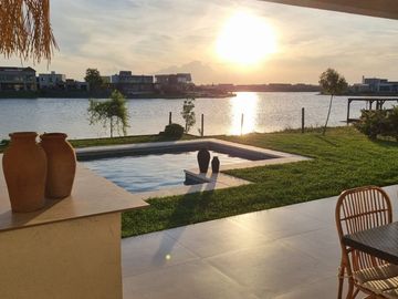 Venta Casa vista laguna 4 ambientes San Sebastián