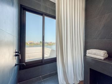 Venta Casa vista laguna 4 ambientes San Sebastián