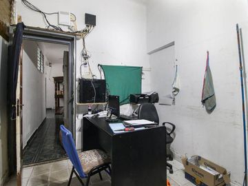 OPORTUNIDAD Galpón Parque Chacabuco Venta 822M2