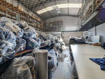 OPORTUNIDAD Galpón Parque Chacabuco Venta 822M2
