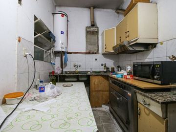 OPORTUNIDAD Galpón Parque Chacabuco Venta 822M2