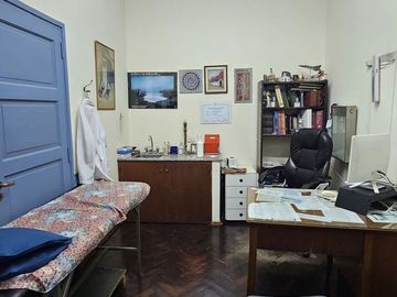 VENTA CENTRO DE SALUD VILLA LUGANO BAJO PRECIO