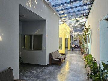 VENTA CENTRO DE SALUD VILLA LUGANO BAJO PRECIO