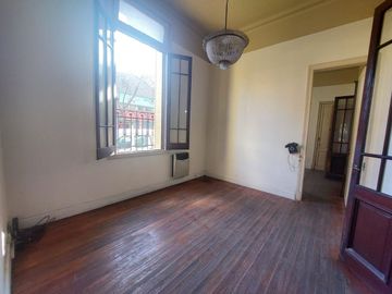 PH 5 Ambientes con Patio y Entrada Independiente