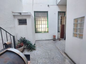 PH 5 Ambientes con Patio y Entrada Independiente