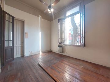 PH 5 Ambientes con Patio y Entrada Independiente