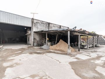 VENTA GALPÓN EN BERAZATEGUI DE 2536 M2 TOTALES