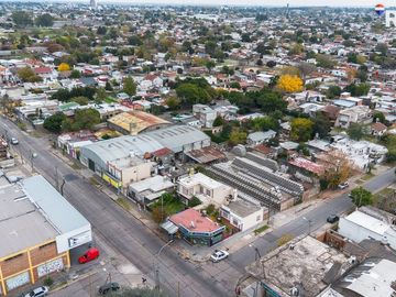 VENTA GALPÓN EN BERAZATEGUI DE 2536 M2 TOTALES