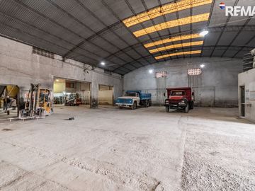 VENTA GALPÓN EN BERAZATEGUI DE 2536 M2 TOTALES